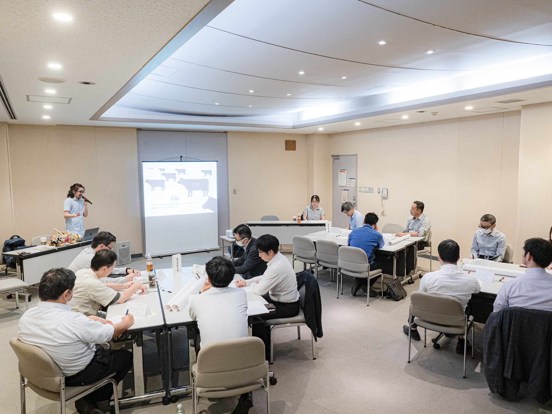 栃木県中小企業家同友会の県央支部・県北支部合同例会の様子の写真